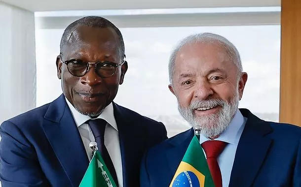 Presidente da República, Luiz Inácio Lula da Silva, durante reunião com o Presidente da República do Benim, Patrice Talon. Palácio do Planalto, Brasília - DF