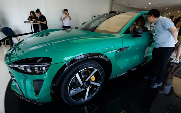 Xiaomi lança SUV YU7 na China por preço inferior ao Model Y da Tesla