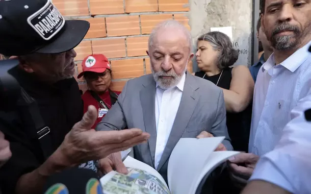 Governo de SP não pode interferir na favela do Moinho às custas do sofrimento humano, diz Lula