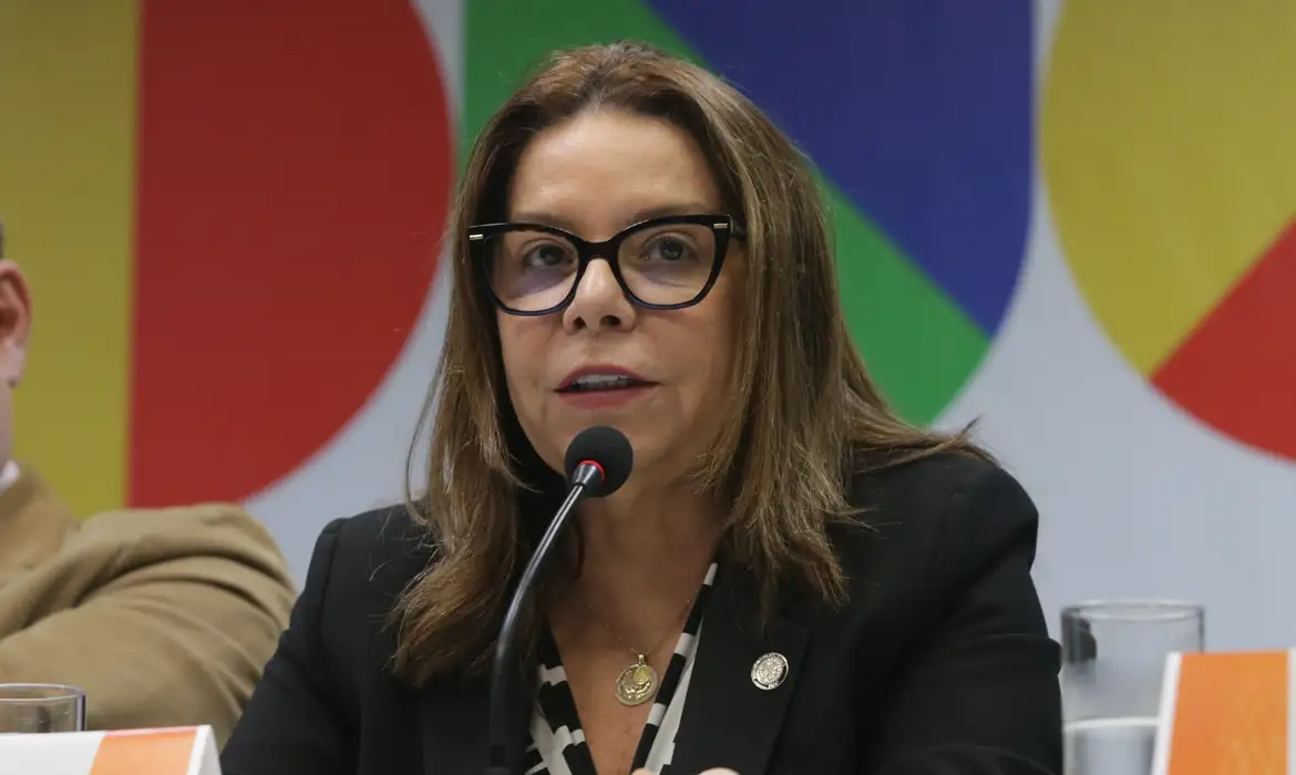 Denise Pires de Carvalho