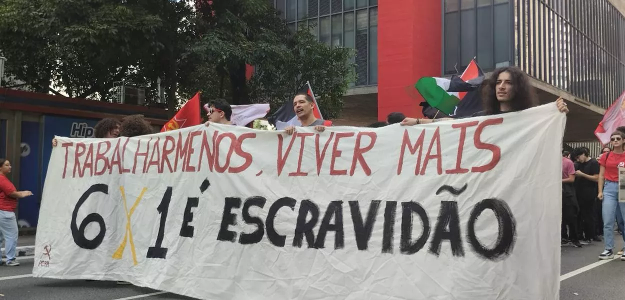 Ato pede o fim da escala 6x1 e melhores condições de trabalho e renda