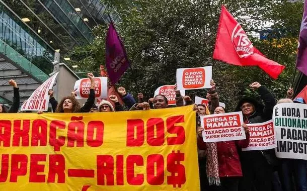 Manifestação pela taxação dos super-ricos