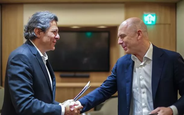 Fernando Haddad (à esq.) e Anton Siluanov