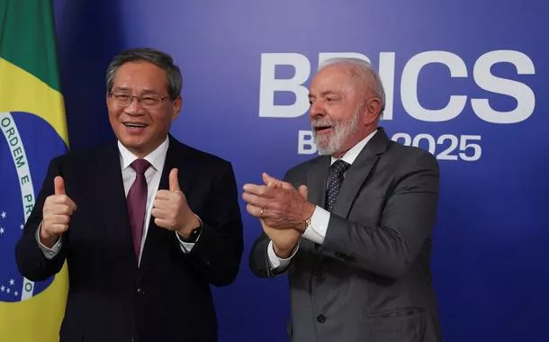 Presidente Lula e o premiê chinês, Li Qiang, durante Cúpula do BRICS no Rio de Janeiro - 05/07/2025