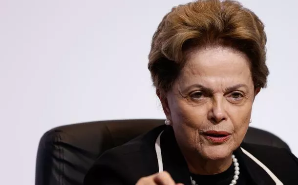 "Ninguém quer assumir o lugar dos Estados Unidos", diz Dilma