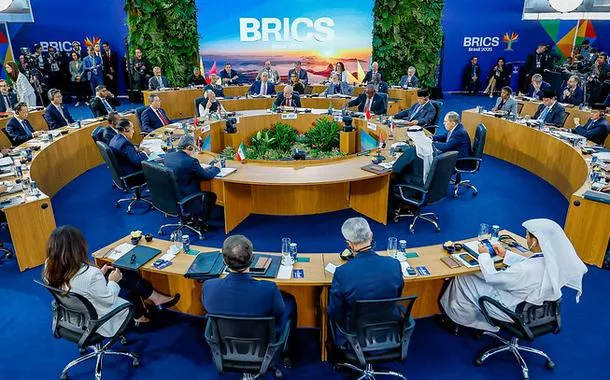 Presidente da República, Luiz Inácio Lula da Silva, durante a sessão plenária “Paz e Segurança e Reforma da Governança Global”