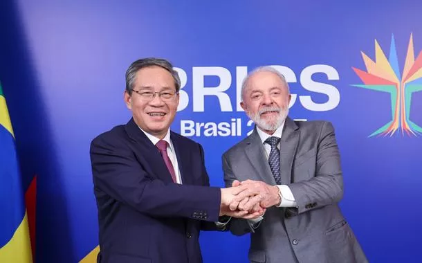 Li Qiang, primeiro-ministro chinês (à esq.), e Lula (presidente da República)