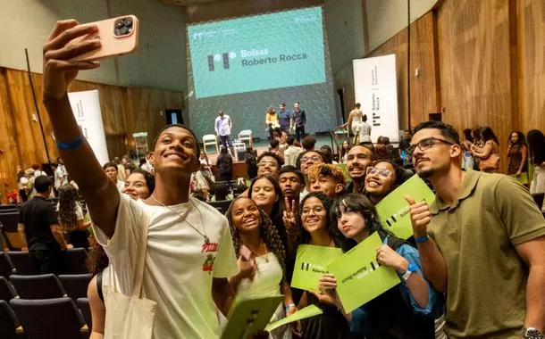 Usiminas e Ternium reconhecem estudantes de destaque com bolsas por mérito em SP, MG e RJ