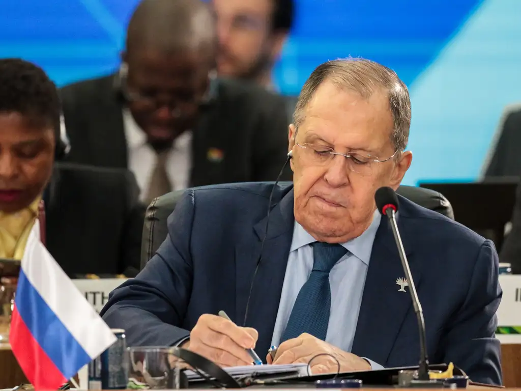 Rio de Janeiro (RJ), 07/07/2025 - O Primeiro ministro, Sergei Lavrov (Rússia), durante abertura da plenária Meio ambiente, COP 30 e saúde global, no BRICS, no Museu da Arte Moderna do Rio de Janeiro (MAM-RJ)