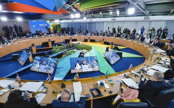 Interesse pelos Brics dispara na internet com cúpula no Rio; Cuba e Venezuela lideram pesquisas no último ano