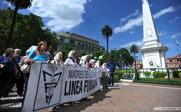 Avós da Praça de Maio, na Argentina