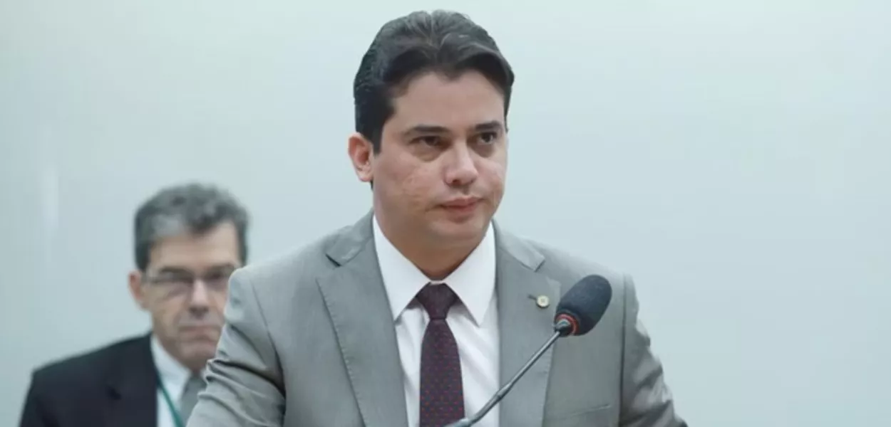 Júnior Mano