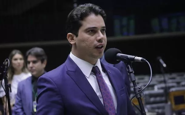 Deputado Júnior Mano (PSB - CE)