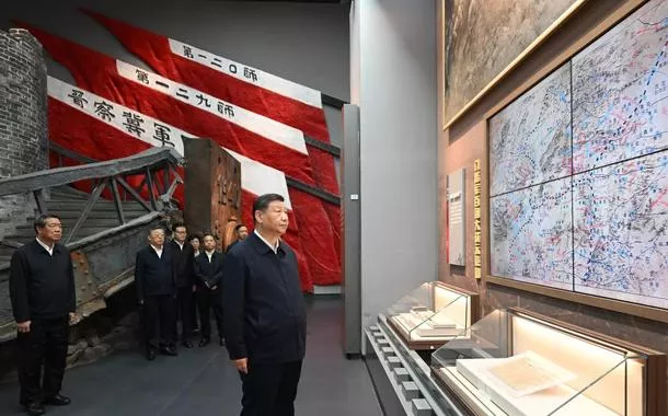 Xi presta homenagem a mártires da guerra de resistência contra agressão japonesa