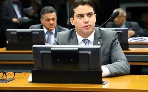 Deputado Júnior Mano (PSB-CE)