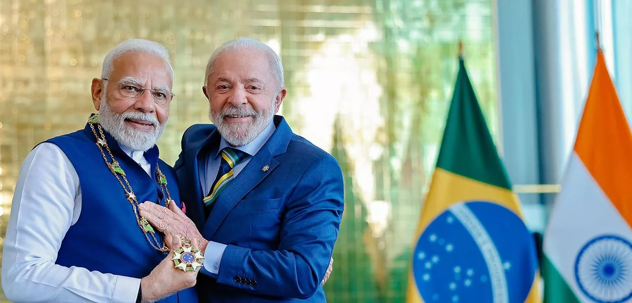 Presidente da República, Luiz Inácio Lula da Silva, durante condecoração do primeiro-ministro da Índia, Narendra Modi, com o Grande Colar da Ordem Nacional do Cruzeiro do Sul, no grau de Grã-Cruz.Palácio da Alvorara