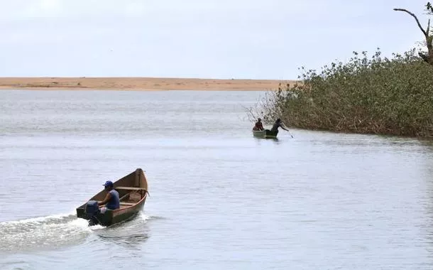 Foz do Rio Doce em Regência, distrito de Linhares (ES)