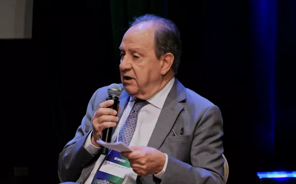Brasil pode liderar transição energética global com soluções inovadoras, diz Roberto Giannetti da Fonseca
