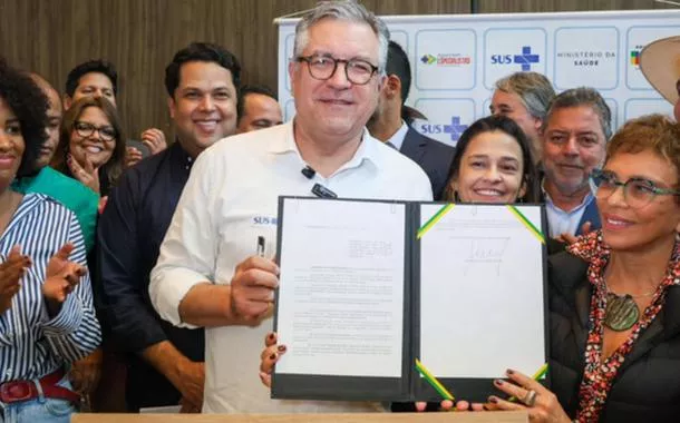 Ministro da Saúde, Alexandre Padilha, durante visita ao Hospital Universitário Ciências Médicas, em Belo Horizonte, onde anunciou novos investimentos no SUS