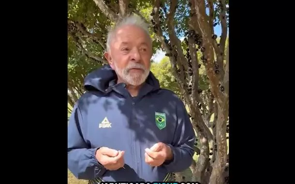 Com jabuticaba e ironia, Lula usa fruto para criticar tarifas de Trump e defende diplomacia (vídeo)