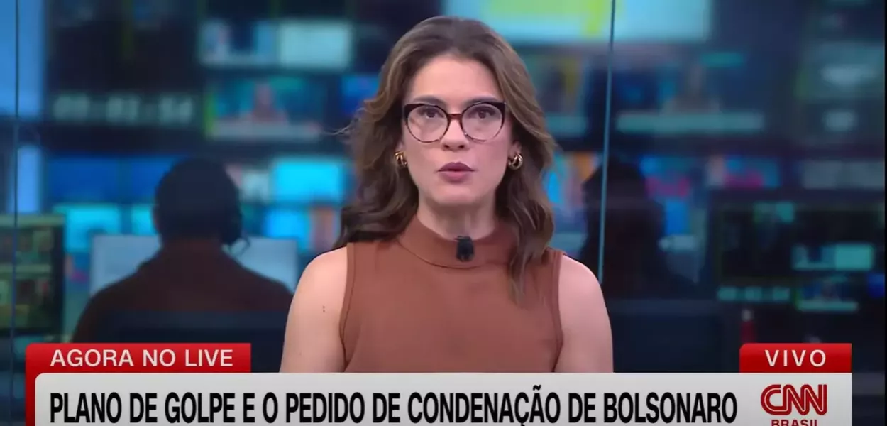 Apresentadora Elisa Veeck viraliza ao chamar Bolsonaro de "Bozo" ao vivo