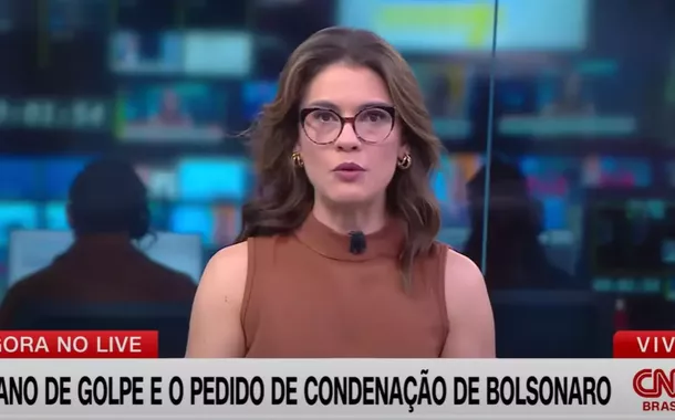 Apresentadora Elisa Veeck viraliza ao chamar Bolsonaro de "Bozo" ao vivo