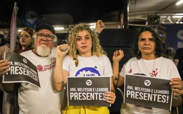 Mesa de abertura do Congresso prestou homenagem a Welfesom, Leandro e Ana Letícia