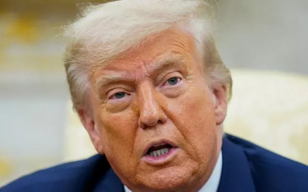 Trump admite ataques ao BRICS e promete "acabar rapidamente" com o bloco