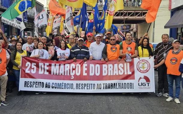 Centrais sindicais e movimentos sociais protestam contra guerra comercial de Trump