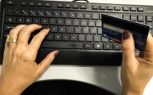 Associação pede inclusão de sites dos EUA em lista de pirataria
