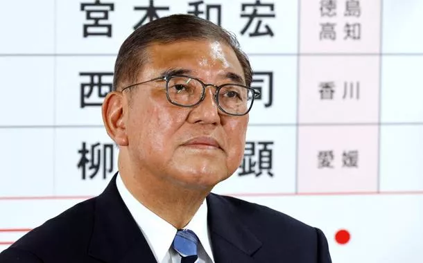 Premiê do Japão lamenta resultado eleitoral "duro"