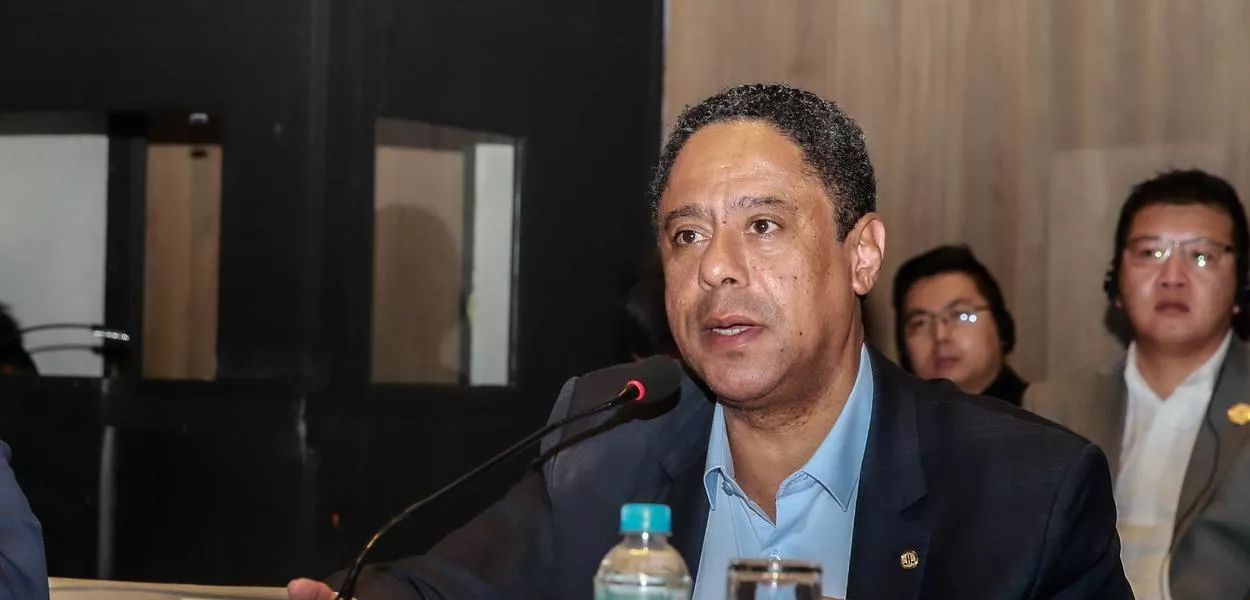 Orlando Silva