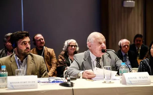 Francis Bogossian defende soberania nacional e reindustrialização no Fórum China-América Latina