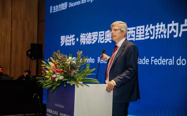 Reitor da UFRJ defende maior integração do Brasil com a China e o Sul Global em fórum internacional