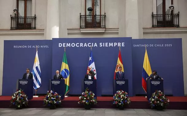 No Chile, Lula defende taxação dos super-ricos e justiça tributária