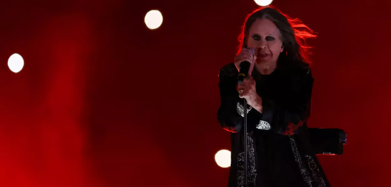 Jogos da Commonwealth - Cerimônia de Encerramento - Estádio Alexander, Birmingham, Grã-Bretanha - 8 de agosto de 2022 Ozzy Osbourne se apresenta durante a cerimônia de encerramento