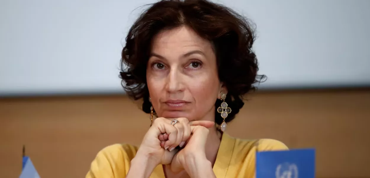 Audrey Azoulay, Diretora-Geral da UNESCO, participa de uma coletiva de imprensa sobre o lançamento de um relatório histórico sobre os danos causados pela civilização moderna ao mundo natural pela IPBES (Plataforma Intergovernamental de Políticas Científicas sobre Biodiversidade e Serviços Ecossistêmicos) na sede da UNESCO em Paris, em 6 de maio de 2019