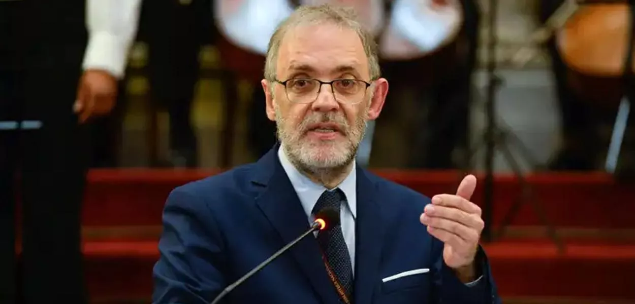 “Justiça plena é condição para democracia”, afirma Marco Lucchesi