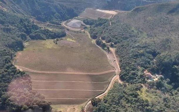 Barragem B-1 da Emicon Mineração e Terraplenagem, em Brumadinho, no estado de Minas Gerais