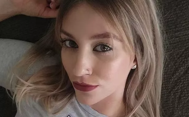 Anne Leigh McKenzie, de 27 anos, foi assassinada a tiros por Ian Alexander Bruder Hay
