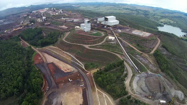 Complexo de mineração da Vale em Nova Lima (MG) 
