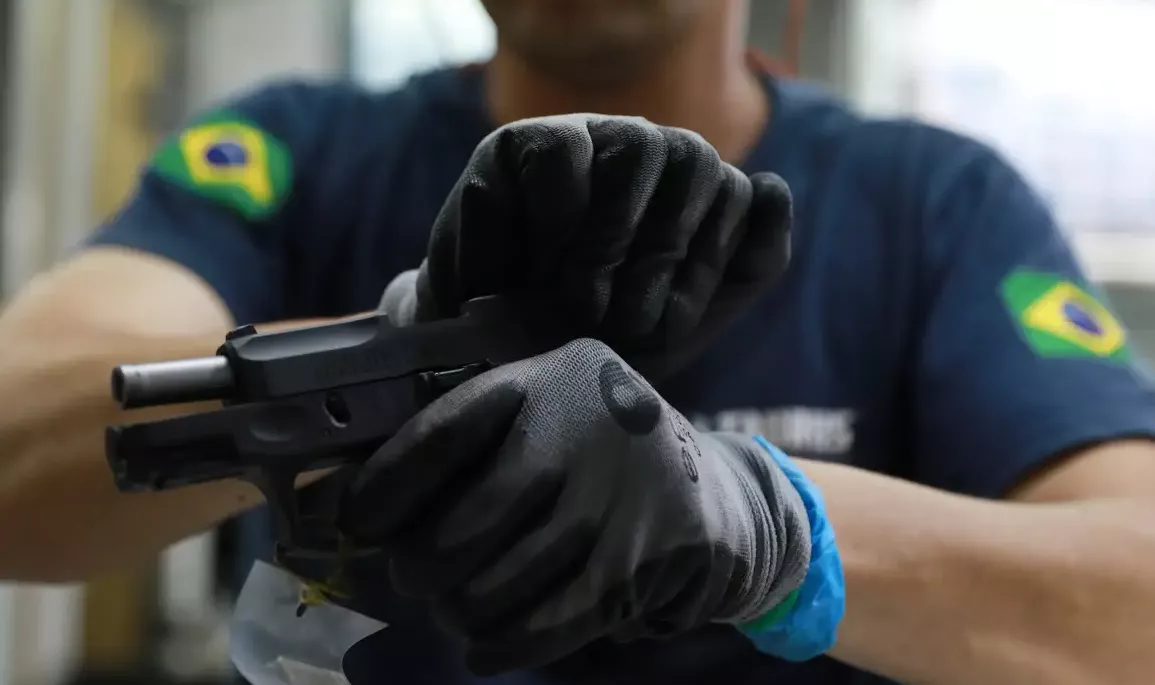 PF prende 73 CACs em 2025 por crimes como homicídio, estupro e milícia
