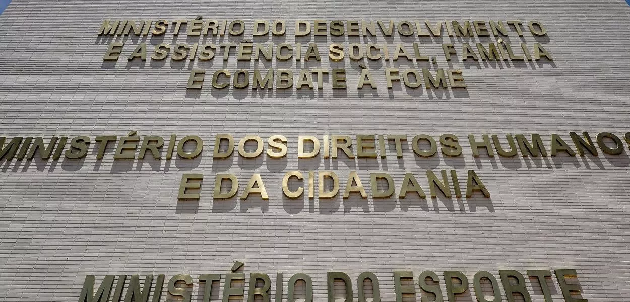 Prédio do Ministério do Desenvolvimento e assistência social, Família e Combate à Fome, Ministério dos Direitos Humanos e da Cidadania e ministério dos Esportes