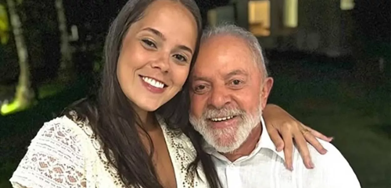 Bia Lula diz que comunicação do governo passou por melhorias recentes, mas precisa avançar