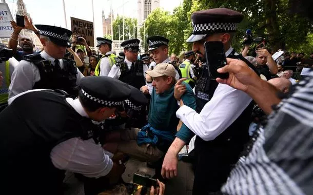 Polícia de Londres prende 365 manifestantes em ato pró-Palestina