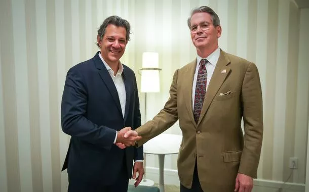 Planalto vê recado político em reunião adiada de Haddad com secretário de Trump sobre tarifaço