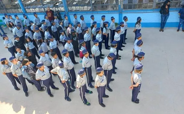 Escola cívico-militar da rede estadual de Minas Gerais