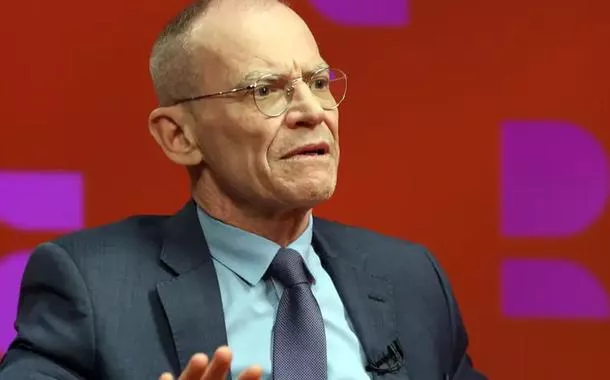 “É fácil defender ditadura numa democracia, difícil é defender democracia numa ditadura”, diz Contarato