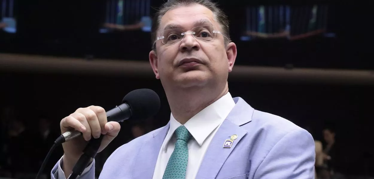 Sóstenes Cavalcante