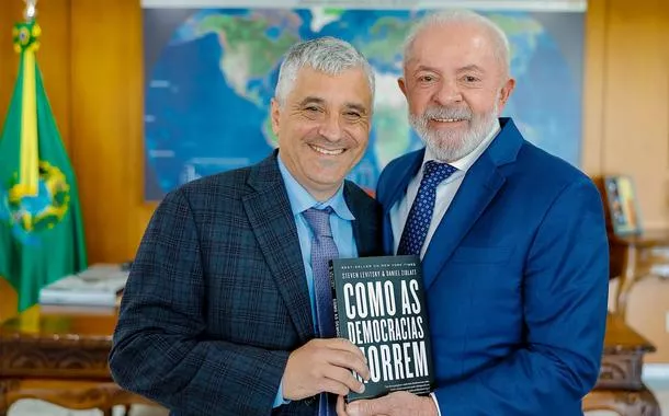 Lula e Steven Levitsky, cientista político e autor do best-seller “Como as Democracias Morrem”